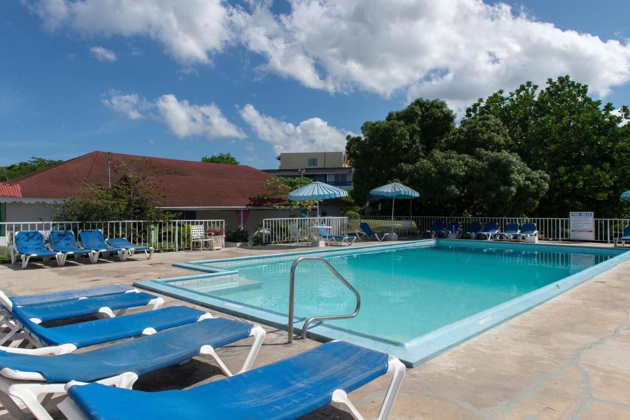 Beach Condos -Montego Bay Club Beach Resort Exterior photo