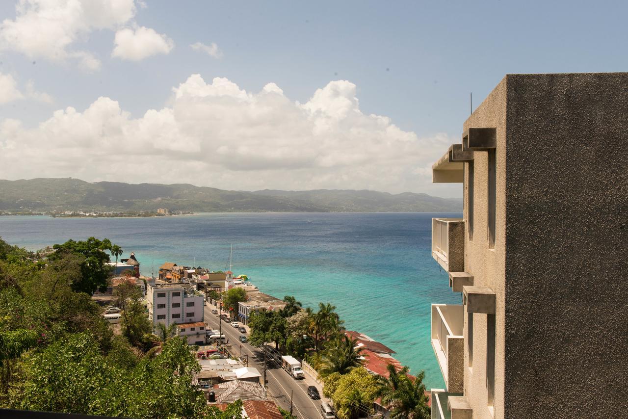 Beach Condos -Montego Bay Club Beach Resort Exterior photo